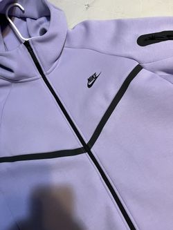 Nike Tech
