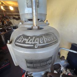 Bridgeport Clausing 8512 Milling Machine