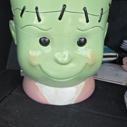 Frankie Stool (Halloween) VIRAL 