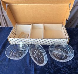 Vintage Princess House - A Princess House Exclusive 3 Bowl Serving Set