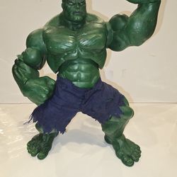 The Incredible Hulk 12 Inch SMALL PIECE RATTLING INSIDE BODY 
