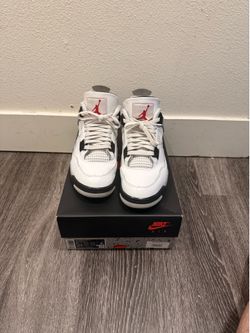 Jordan 4 White Cement / Men’s Size :9