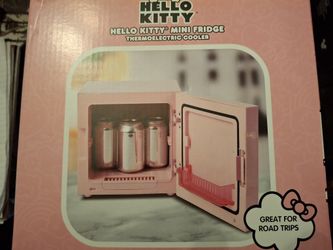 Hello Kitty Mini Cosmetic Fridge