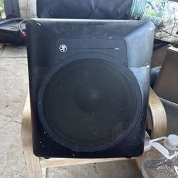 Bass speaker by reach