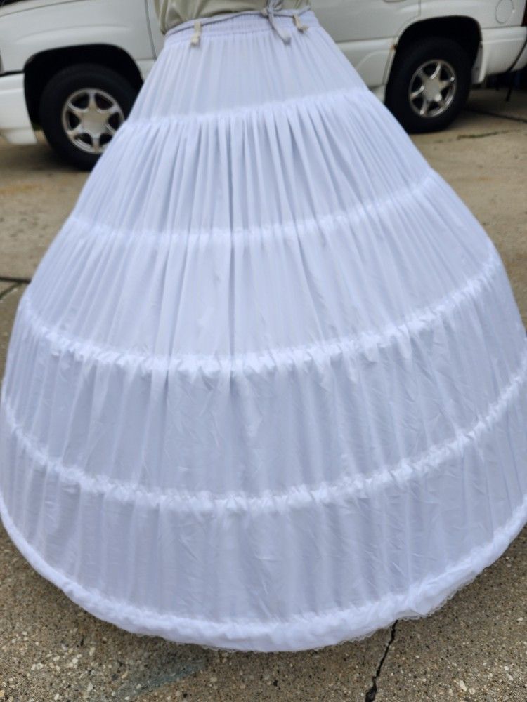 Crinolina Charra Para Quinceñera en buenas Condiciones