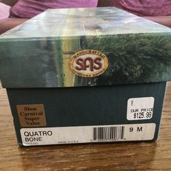 SAS WOMEN SiZE 9 M  quatro in bone
