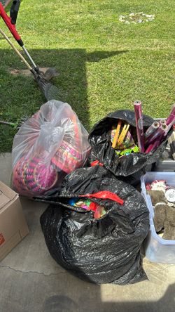Yard Sale Most Things $1
