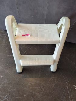 Small step ladder
