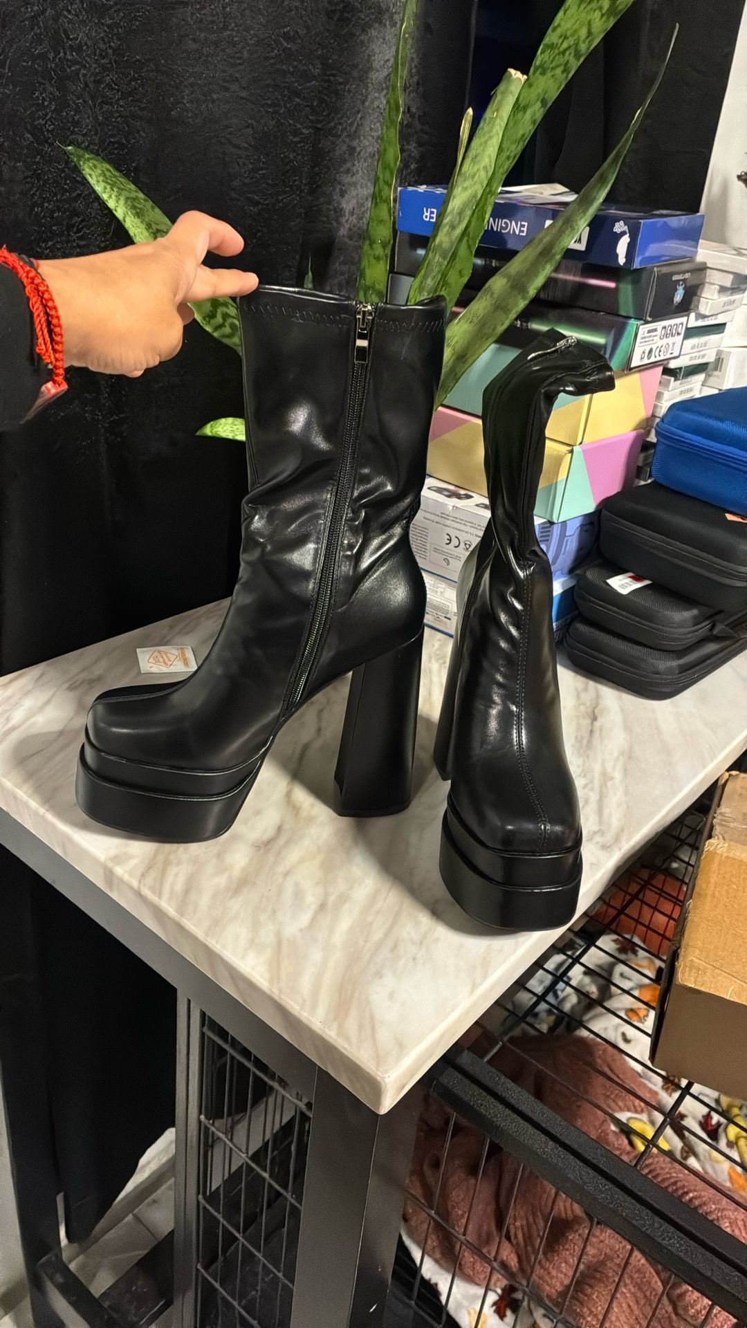 New Black Leather Boots Women's Size 7 π₯$10π₯