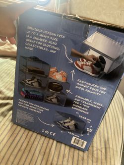 KicKs shoe case
