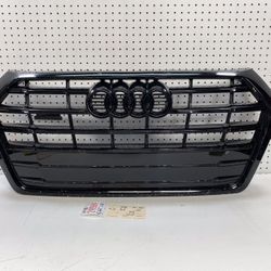 2017 2020 AUDI Q5 SQ5 S LINE FRONT GRILLE OEM 
