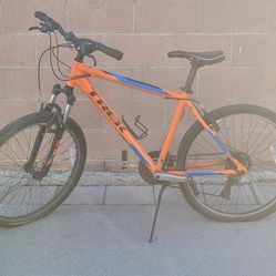 Trek 3500 Mountain Bike Bicycle