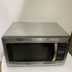 Magic Chef. Microwave 