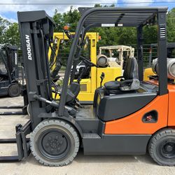 Forklift Doosan 