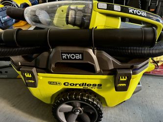 Ryobi wet and dry vacuum with handheld vacuum (tools only)