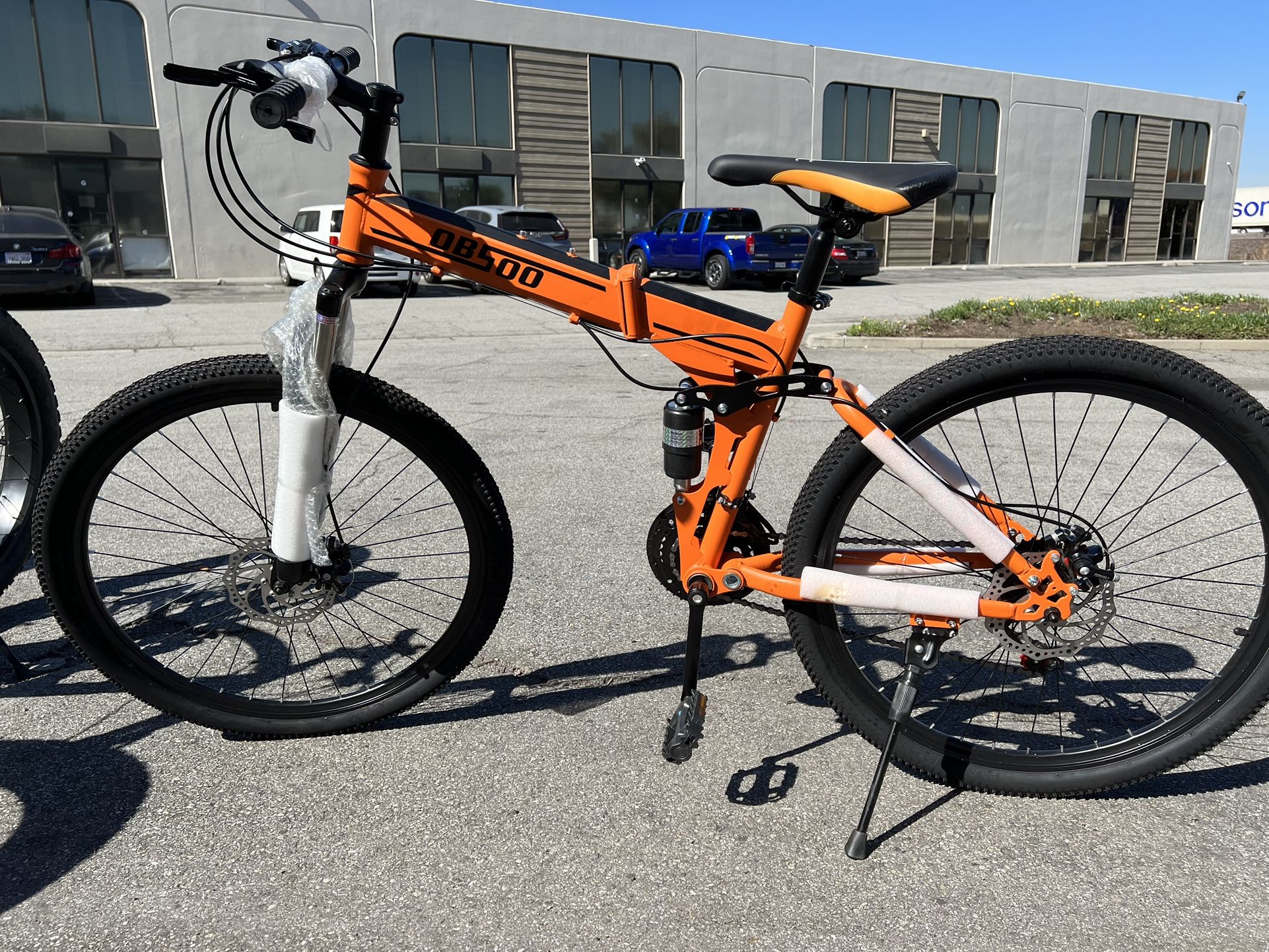 26”Folding mountain bike (brand new in the box)