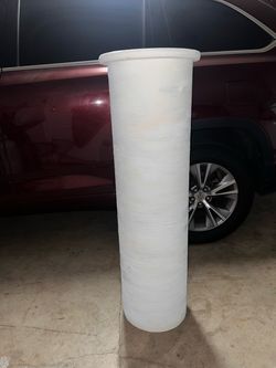 2 White Pedestal