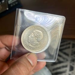 1957 Cinco Pesos Mexicanos Silver Coin 