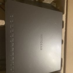 Nighthawk AC1900 Smart Wifi Router