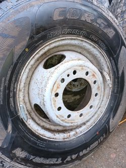 Lt235/85r16 Tires Like New 95% And Rims 