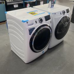 GE Frontload Washer And Dryer Set Brand New