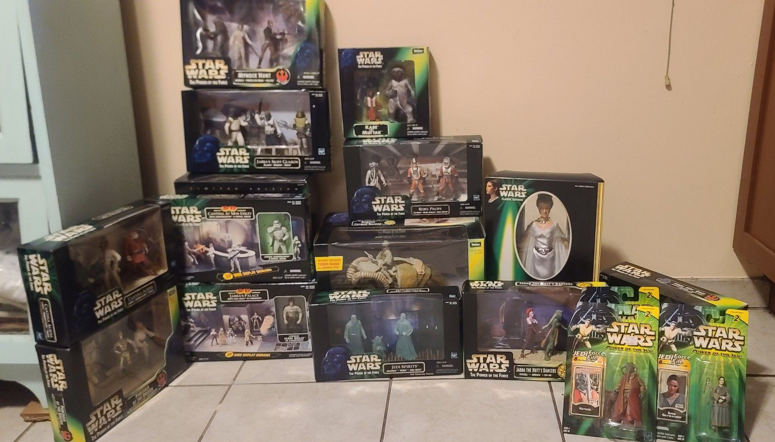 Star Wars Power of The Force Lot of 17