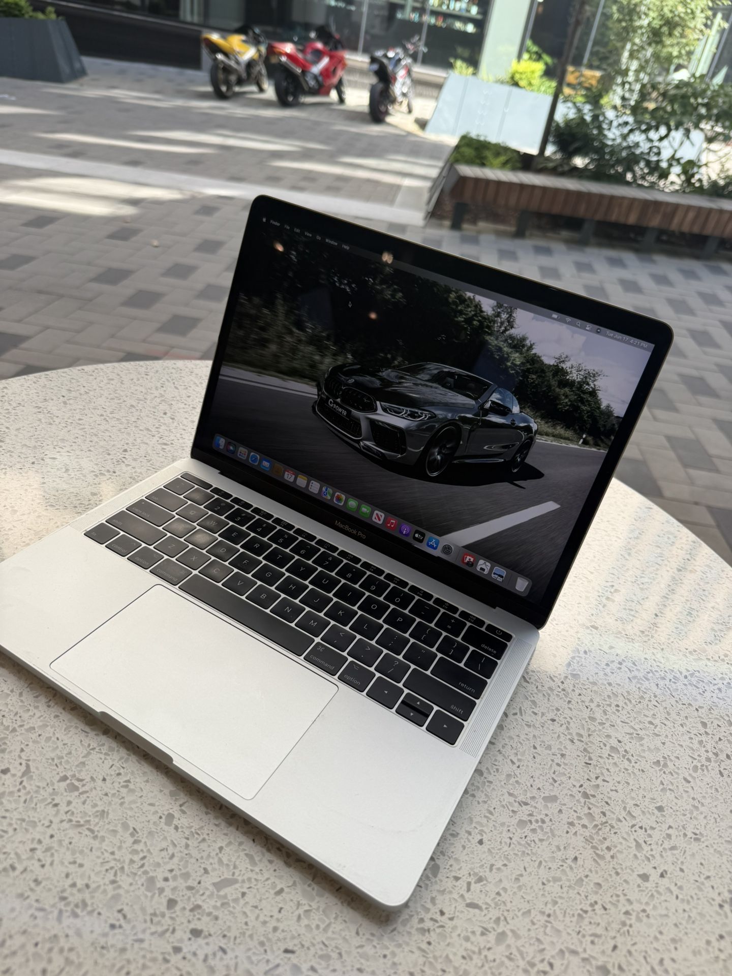 2017 MacBook Pro 13 Inch