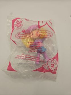 2007 McDonald’s Strawberry Shortcake Angel Cake scented toy #2 sealed.