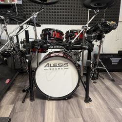 Alesis Strike 