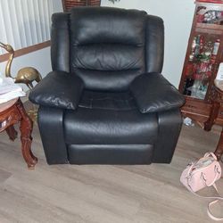 Black Leather Recliner