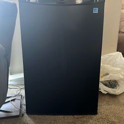 Mini Refrigerator 