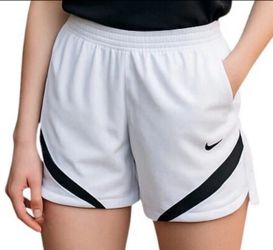 Nike Women's Elite White/Blue Basketball Shorts CQ4357-107 Large