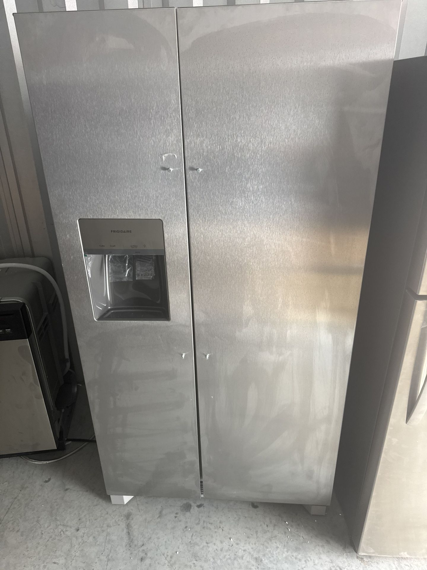 Frigidaire Side By Side