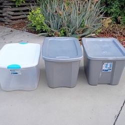 Storage Bins No Cracks, Holes Or Chips