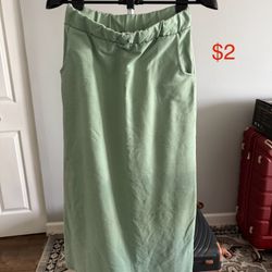 Free Clothes Don’t Mind On Price In The Photo