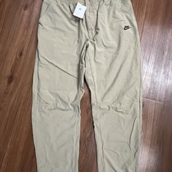 Nike Tech Pant 
