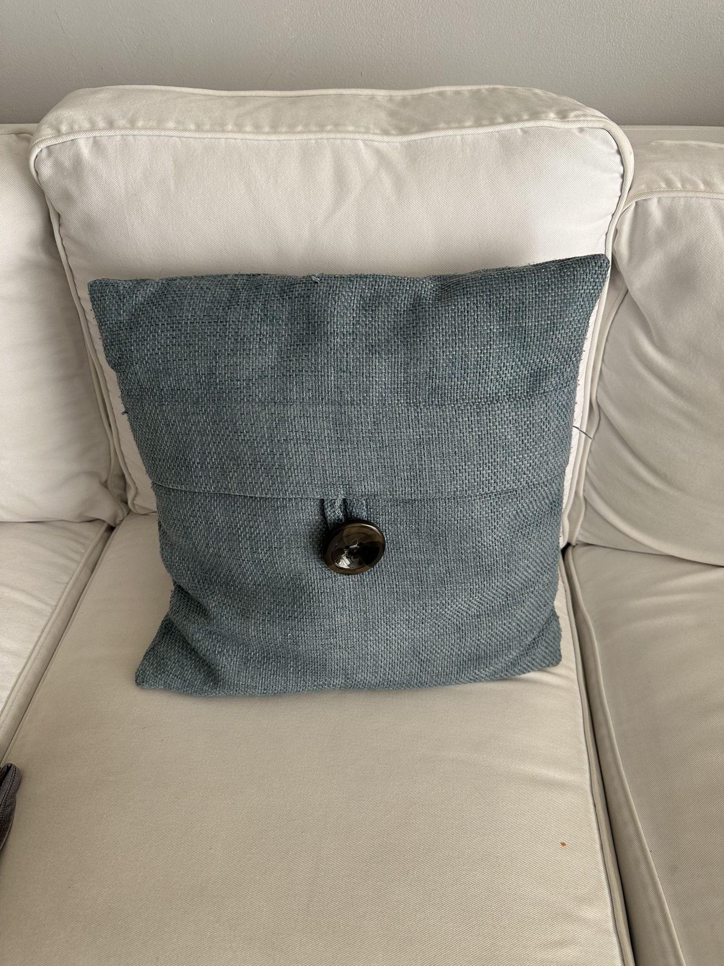 Linen Throw Pillow With Button