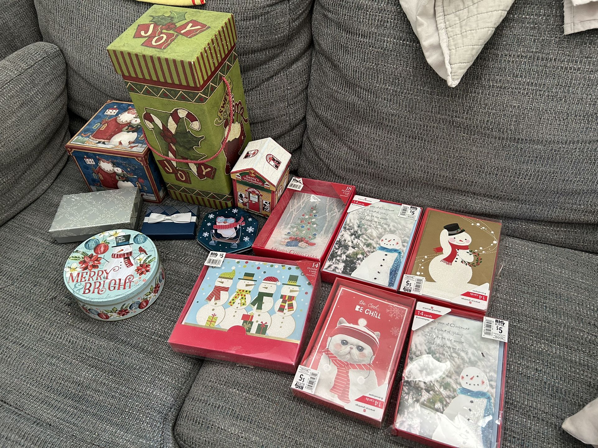 Christmas Cards & Gift Boxes/tin