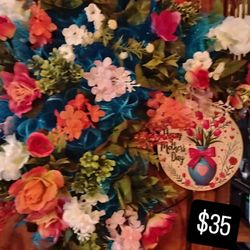Handmade wreaths $25 each