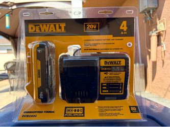 Dewalt 20V MAX COMPACT 4Ah BATTERY STARTER KIT SEAL PACK