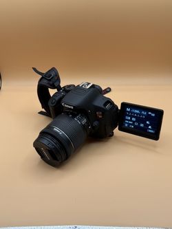 Canon eos Rebel T5i Camera