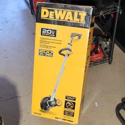 DEWALT
20V Cordless Battery Powered Lawn Edger (Tool Only)