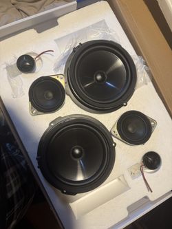 2024 MUSTANG GT Speakers