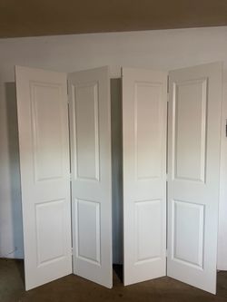 Bifold Closet Doors $50