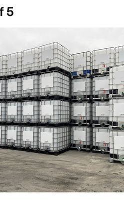 IBC Totes  330 Gallons 275 Gallons Water 💦 Holding Tanks  🚛 We Offer Delivery Service