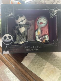 The Night Before Christmas 25 Years Salt & Pepper Shakers