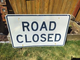ROAD CLOSED METAL SIGN *VINTAGE* MAN CAVE