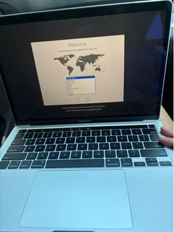 Pro MacBook i5 13.3inch screen