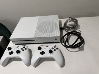 Xbox One Console, Controllers, Games