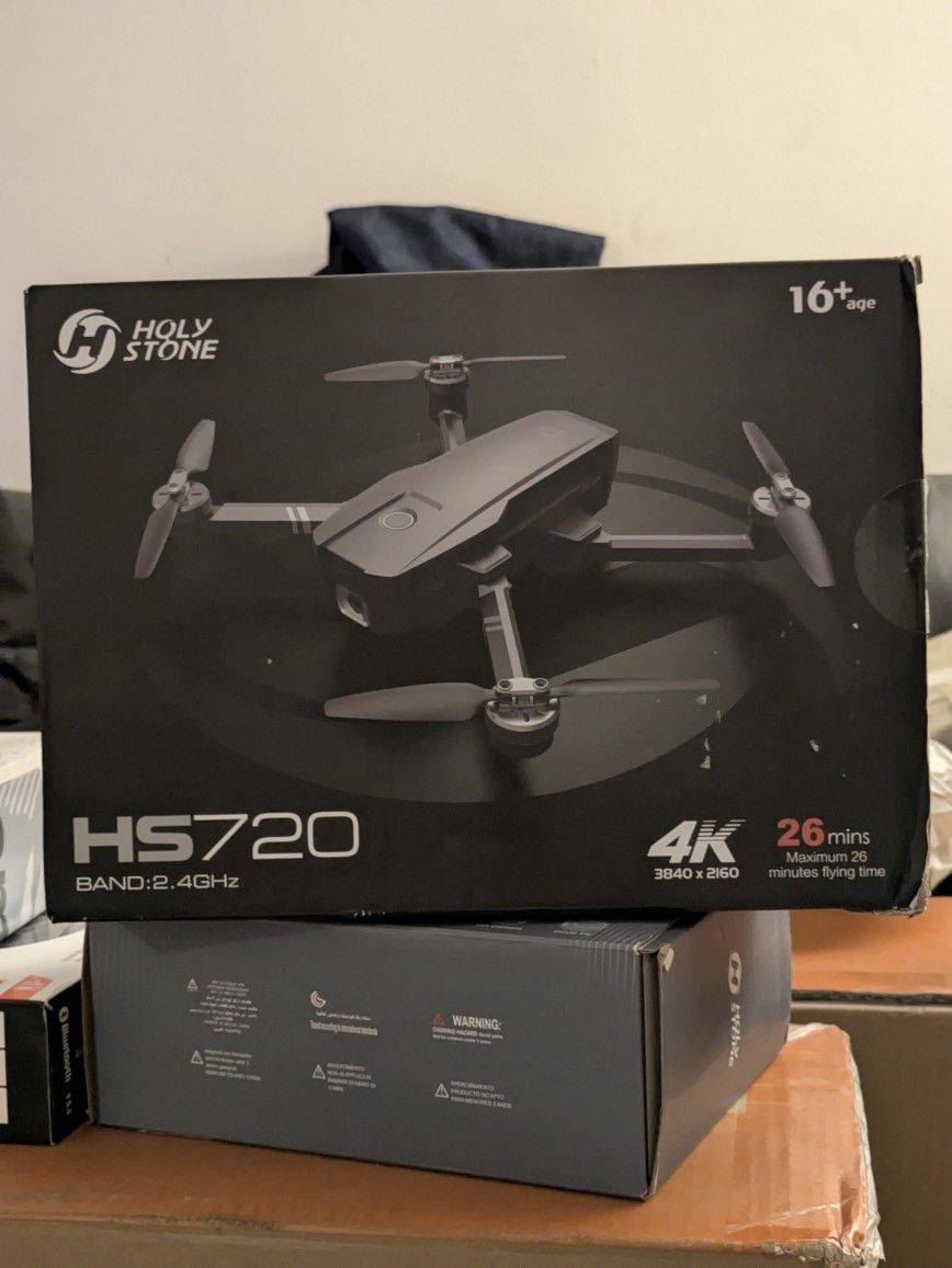 Holy Stone HS720